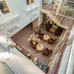 Ratonda Centrum 4*