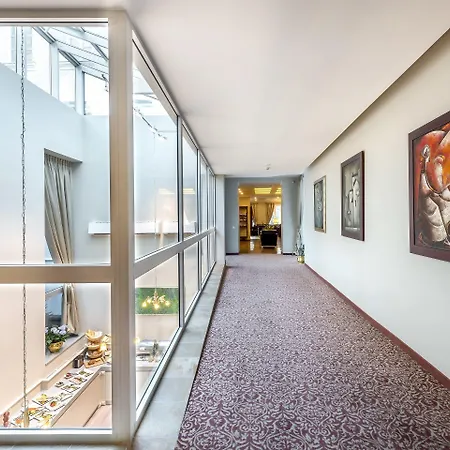 Szálloda Ratonda Centrum 4*