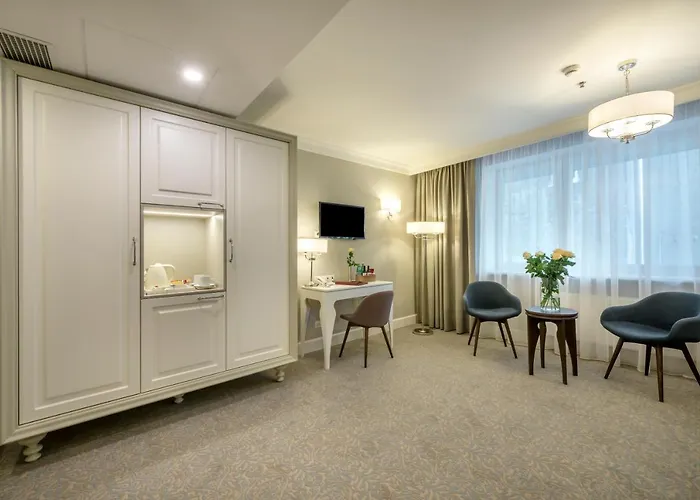 Hotel Ratonda Centrum