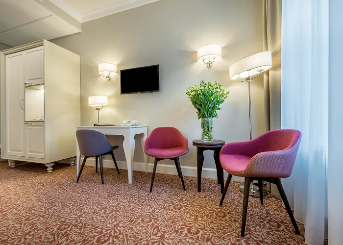 拉顿达中心酒店