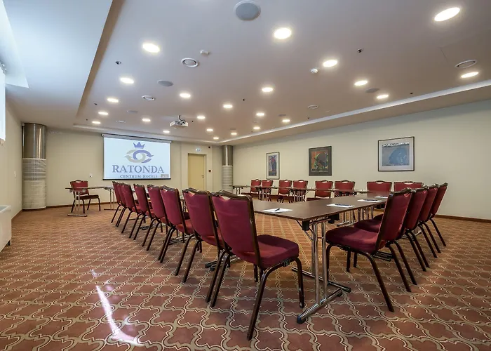 拉顿达中心酒店 酒店