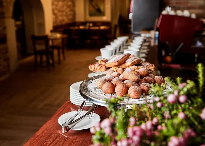 拉顿达中心酒店 酒店 4*