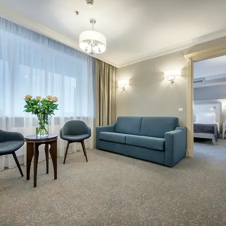 Ratonda Centrum Hotel