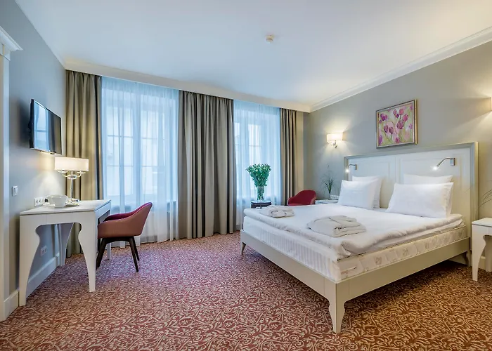 Hotel Ratonda Centrum 4*