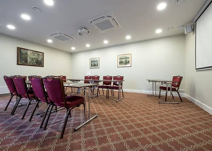 Ratonda Centrum Hotel