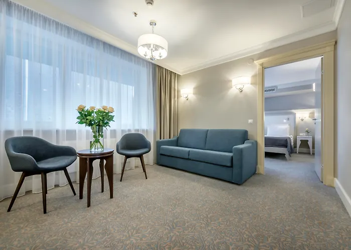 Ratonda Centrum Hotel